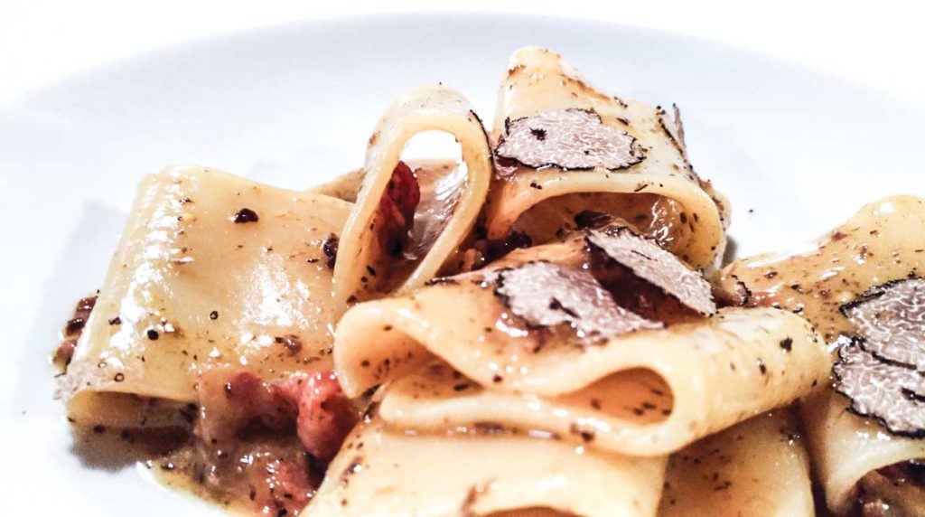 paccheri con tartufo